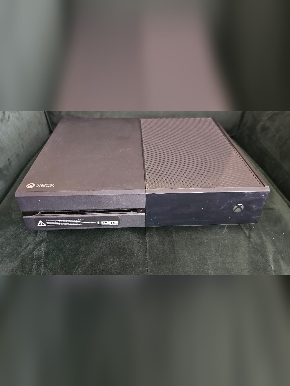 Xbox One Bundle (Console,Controller,Game,Cable) - Picture 2 of 12